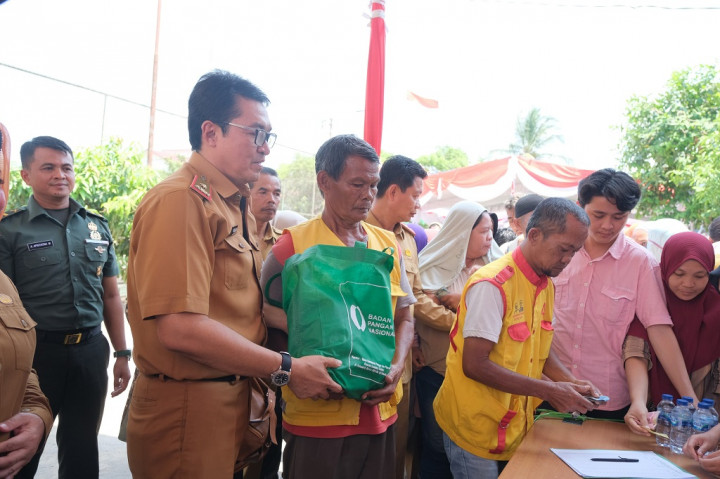 Asisten Bidang Perekonomian dan Pembangunan Setda Muba Andi Wijaya Busro mengapresiasi karena kembali terselenggaranya kegiatan Gerakan Pangan Murah bekerjasama dengan Dinas Ketahanan Pangan dan Peternakan Provinsi Sumsel.