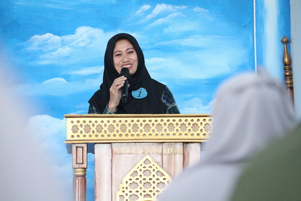 Salah satunya adalah di Rutan Perempuan Surabaya di Kecamatan Porong Kabupaten Sidoarjo. Hal tersebut diwujudkan dalam bentuk pengajian di lapas/rutan jajaran instansi yang dipimpin Heni Yuwono itu, Kamis, 28 September 2023.