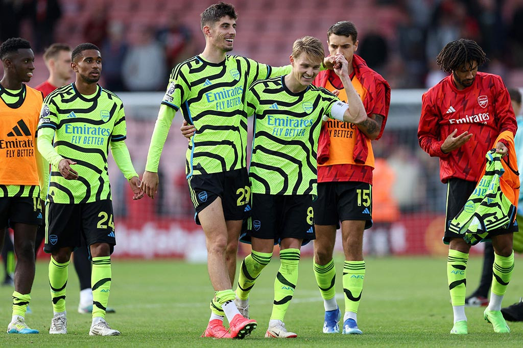 The Gunners mampu menambah keunggulan pada masa perpanjangan waktu babak kedua, memanfaatkan umpan silang dari Odegaard, Ben White yang berada di posisi bebas mampu menyarangkan bola ke gawang Neto dan membawa Arsenal menutup pertandingan dengan kemenangan 4-0.