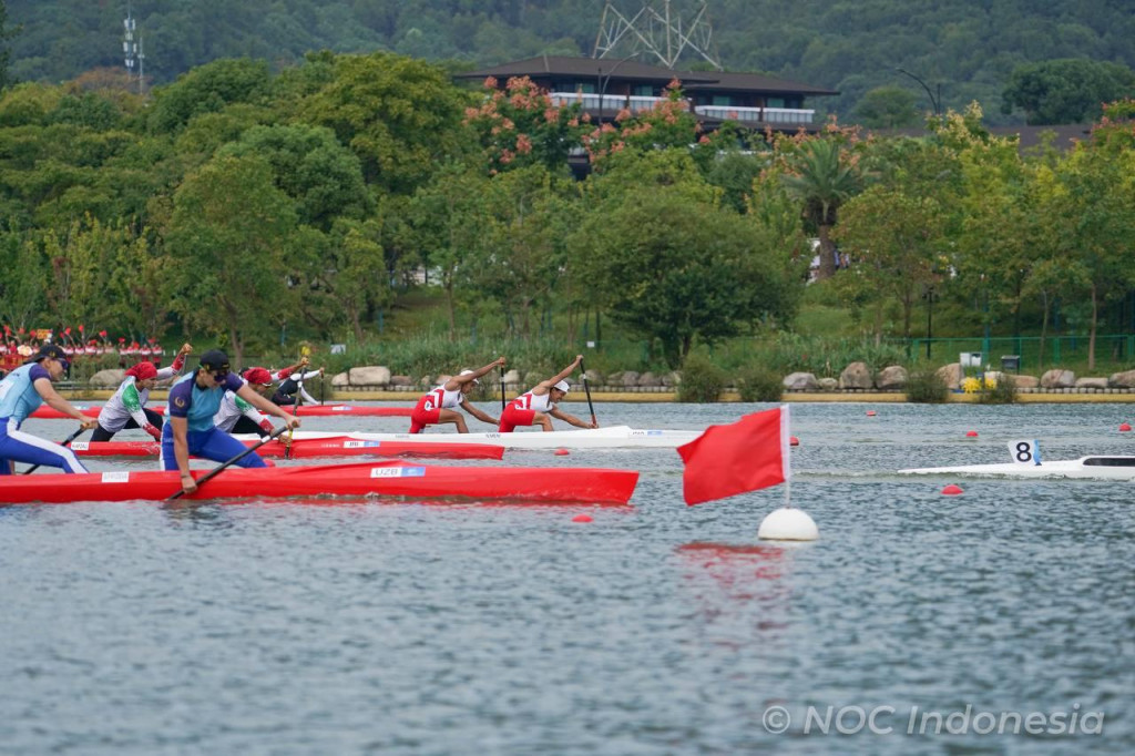 Asa kano untuk mendayung medali di Asian Games 2022 Hangzhou belum surut. Harapan tersebut disematkan di nomor single dan double sprint 200m yang akan dipertandingkan di Fuyang Water Sport Centre, China, Selasa, 3 Oktober 2023.