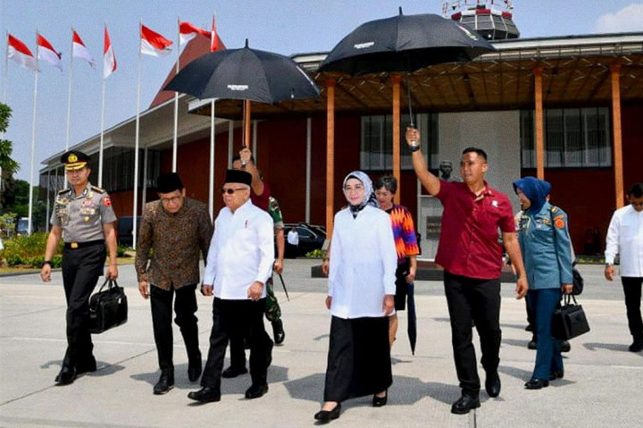 Sementara keesokan harinya, Rabu, 4 Oktober, dari Kota Palu Wapres akan bertolak menuju Kabupaten Donggala untuk menghadiri Peresmian dan Penanaman Perdana Kawasan Pangan Nusantara.