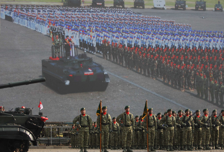 Ribuan personel TNI dan ratusan Alat Utama Sistem Senjata Tentara Nasional Indonesia (Alusista) terlibat pada kegiatan tersebut. Adapun ini menjadi pertama upacara parade dan defile HUT TNI kembali digelar untuk umum, setelah dua tahun absen akibat covid-19.