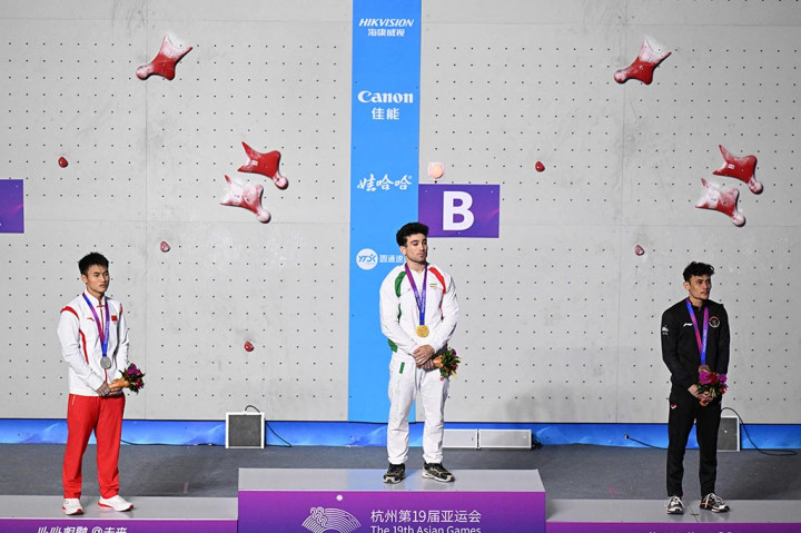 Selain itu, Veddriq Leonardo juga berhasil merebut medali perunggu panjat tebing speed putra Asian Games Hangzhou untuk Indonesia menyusul putaran final yang ketat dan penuh drama di Shaoxing Keqiao Yangshan Sport Climbing Centre.