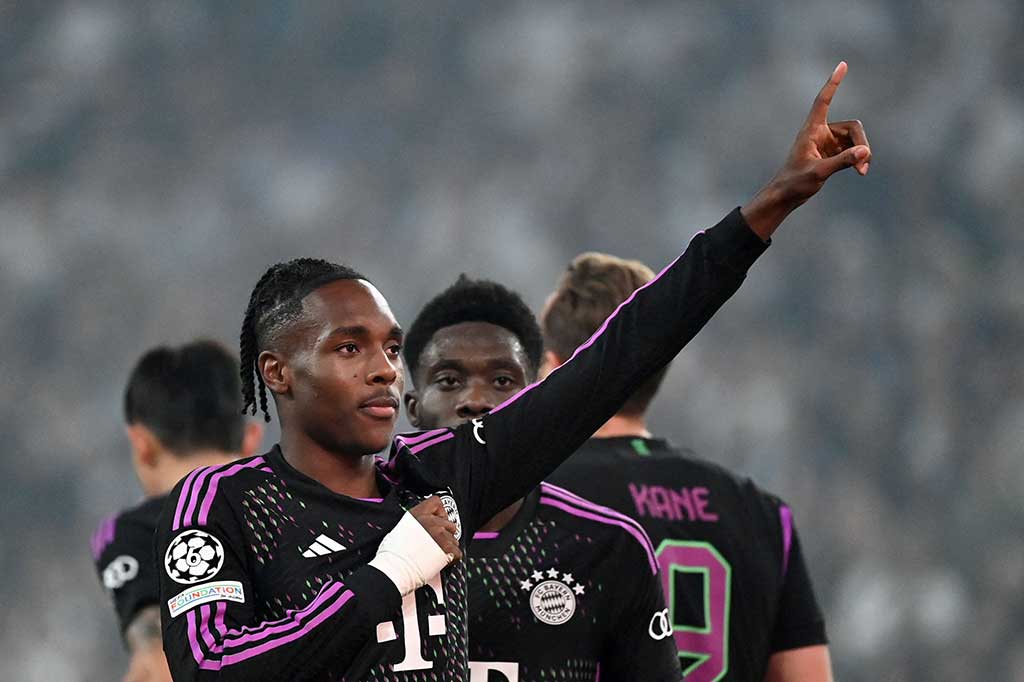 Tim tamu bahkan berhasil berbalik unggul pada menit ke-83 berkat gol yang dilesakkan oleh Mathys Tel.