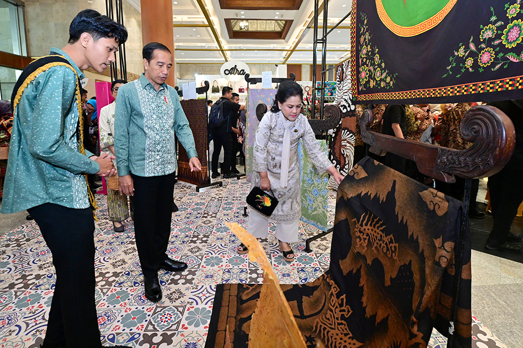 Kepala Negara berharap pengunjung pameran kali ini semakin banyak dengan pembeli juga semakin banyak serta omset semakin besar.