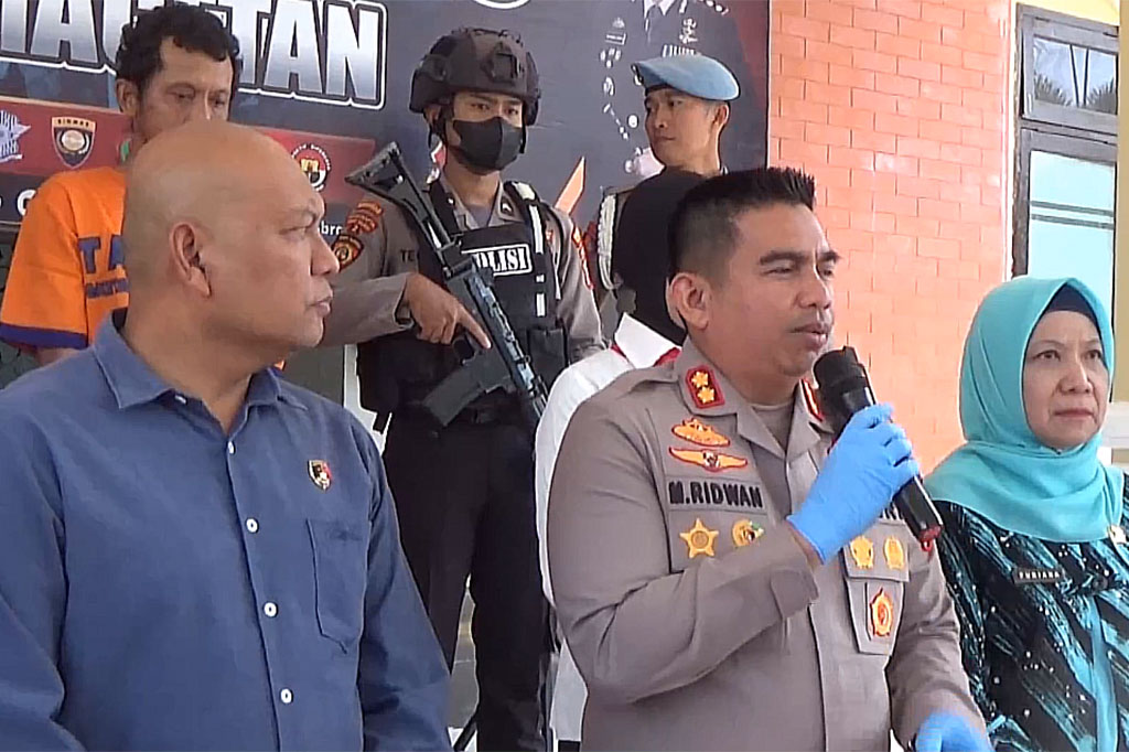 Akibat perbuatannya, pelakuakan dijerat dengan pasal 76 C Undang-Undang nomor 35 tahun 2014 tentang perlindungan anak, dengan ancaman hukuman maksimal 3 tahun penjara. 