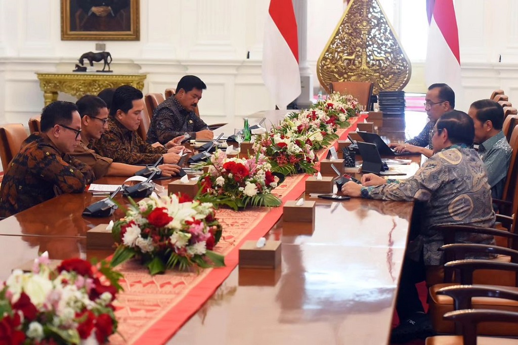 Presiden Joko Widodo memerintahkan jajaran menteri terkait untuk membentuk 'Tourism Fund' atau dana khusus pariwisata guna menghadirkan pariwisata berkualitas dan berkelanjutan seperti acara budaya, olahraga dan 'MICE' berkelas internasional.