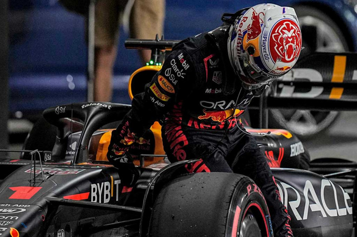 Max Verstappen akan memulai Grand Prix Qatar hari Minggu, 8 Oktober 2023, dengan posisi terdepan setelah pembalap Red Bull itu finis tercepat di kualifikasi pada Jumat, 6 Oktober 2023.