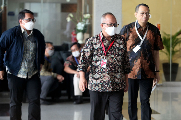 Kasdi tidak memberikan keterangan saat panggilan kedua ini. Dia dikabarkan sudah berstatus tersangka dalam kasus dugaan korupsi di Kementerian Pertanian (Kementan).