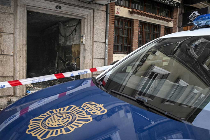 Layanan darurat sebelumnya mengatakan keempat orang tersebut adalah anak di bawah umur.