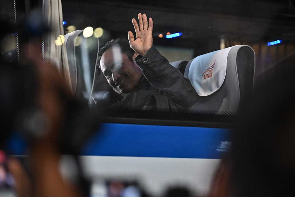 Penerbangan repatriasi Thailand selanjutnya akan meninggalkan Israel pada Minggu, 14 Oktober dan Rabu, 17 Oktober mendatang.