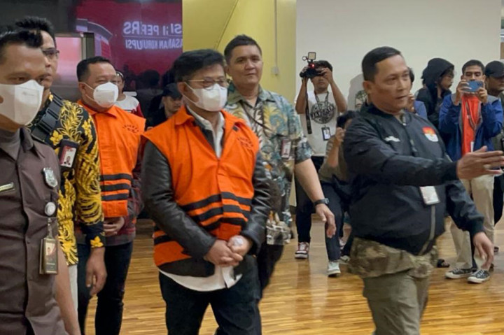 KPK menetapkan pasal pencucian uang untuk SYL dalam penyidikan dugaan rasuah di Kementan. Tuduhan itu tidak diterapkan kedua tersangka lain dalam perkara ini. 