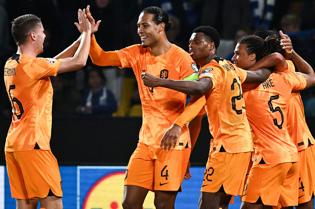 Hasil ini membuat Belanda menempati peringkat kedua klasemen sementara Grup B dengan raihan 12 poin dari enam pertandingan, memiliki poin sama dengan Yunani di posisi ketiga yang telah memainkan tujuh pertandingan.