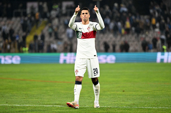 Portugal kini menempati posisi pertama Grup J dengan 24 poin dari delapan pertandingan, sedangkan Bosnia berada di peringkat lima dengan sembilan poin. 