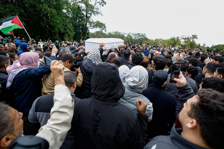 Wadea, 6, ditikam sampai mati dan ibunya terluka parah dalam serangan yang dilakukan oleh pemilik rumah keluarga tersebut, Joseph Czuba, yang dimotivasi oleh kebencian terhadap Muslim dan pertempuran di Israel dan Gaza.