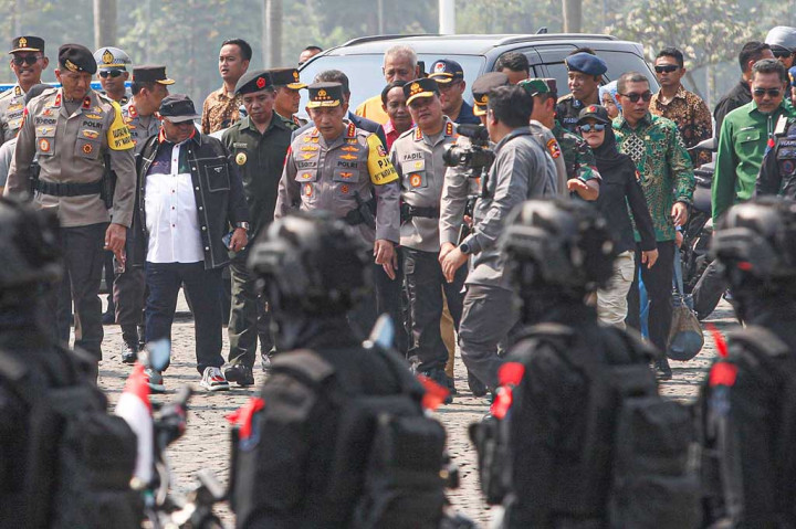 Operasi terpusat digelar secara serentak seluruh polda jajaran di Indonesia, tingkat Mabes Polri apel digelar di Lapangan Silang Monas, Jakarta, Selasa, 17 Oktober 2023.