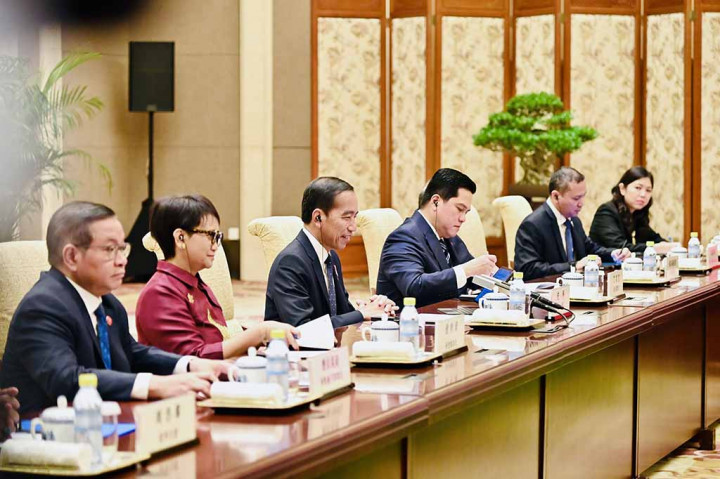 Selain itu, Kepala Negara juga turut menyampaikan sejumlah kerja sama Indonesia-RRT dalam beberapa bidang, antara lain dalam bidang investasi dan infrastruktur, salah satunya di Ibu Kota Nusantara (IKN).