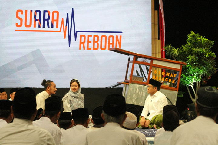 Jelang pendaftaran capres dan cawapres yang akan dilaksanakan oleh pasangan AMIN pada Kamis, 19 Oktober 2023 pagi, bakal calon wakil presiden dari Koalisi Perubahan, Muhaimin Iskandar melaksanakan doa bersama dengan para santri.