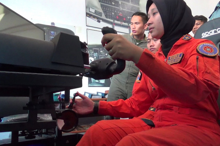 Komandan Pangkalan Udara TNI AL Juanda Kolonel Laut (P) Heru Prasetyo mengatakan, ke depannya simulator terbang ini akan disempurnakan lagi. Layar monitor misalnya, akan dibuat lebih canggih dengan menggunakan yang touchscreen. 