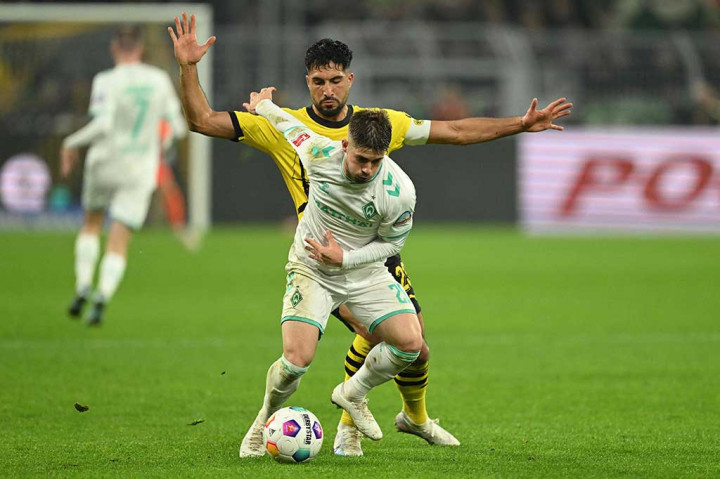 Pada sisa waktu pertandingan, Bremen tetap berusaha untuk mencari gol penyeimbang, namun skor 1-0 untuk kemenangan Dortmund tetap bertahan hingga laga usai. 