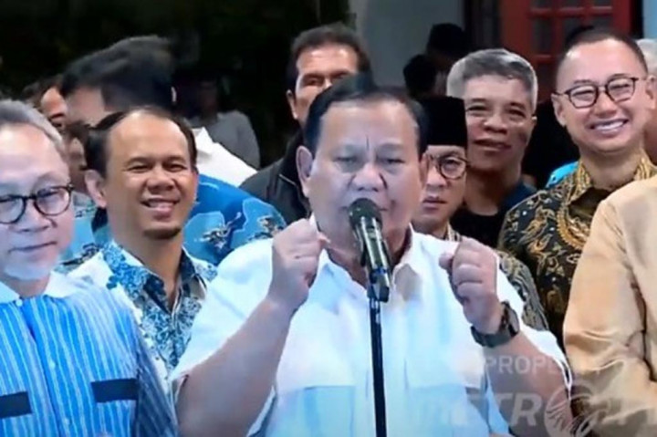 Prabowo menjelaskan bahwa keputusan itu secara aklamasi dan seluruh partai anggota Koalisi Indonesia Maju mencapai konsensus atas keputusan tersebut.