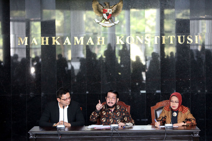 Enny berharap majelis ini dapat segera bekerja untuk menyelesaikan tujuh laporan yang sudah masuk mengenai dugaan pelanggaran kode etik hakim MK terkait dengan Putusan Perkara Nomor 90/PUU-XXI/2023 tentang batas usia minimum calon presiden dan calon wakil presiden.