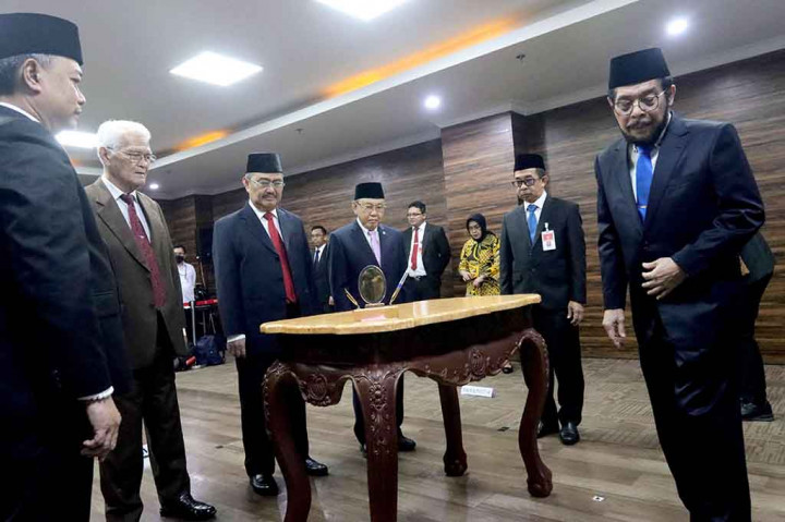 Sebelumnya, Hakim Konstitusi Enny Nurbaningsih menyebutkan bahwa hingga Senin, 23 Oktober 2023 terdapat tujuh laporan yang masuk dan terverifikasi mengenai dugaan pelanggaran kode etik hakim MK terkait Putusan Perkara Nomor 90/PUU-XXI/2023.