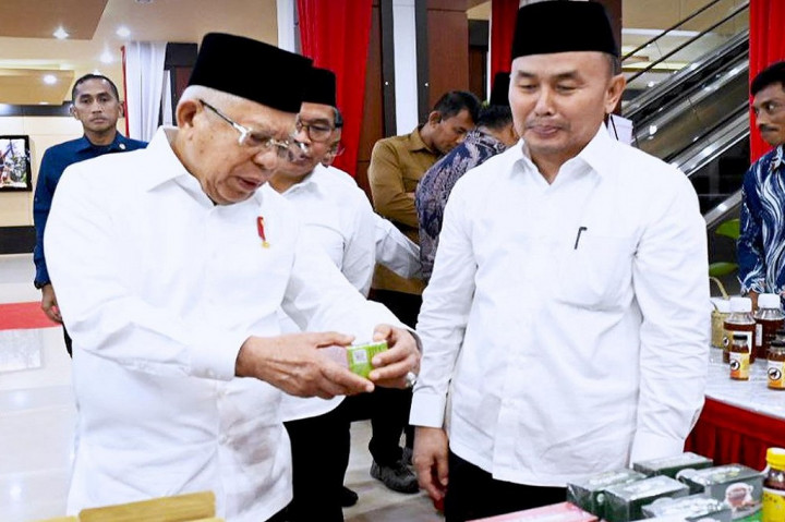 Pada acara pengukuhan yang digelar di Kantor Gubernur Kalteng di Kota Palangkaraya, Selasa, 24 Oktober 2023 tersebut, Wapres berpesan agar Kalteng bergegas kembangkan ekosistem syariah yang terintegrasi guna mendukung peran Kalteng sebagai salah satu penyangga calon Ibu Kota Negara (IKN) Nusantara.