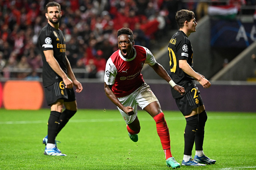 Braga memangkas ketertinggalan mereka dua menit kemudian, saat Alvaro Djalo melepaskan tembakan keras tanpa dapat diantisipasi kiper Kepa Arrizabalaga.