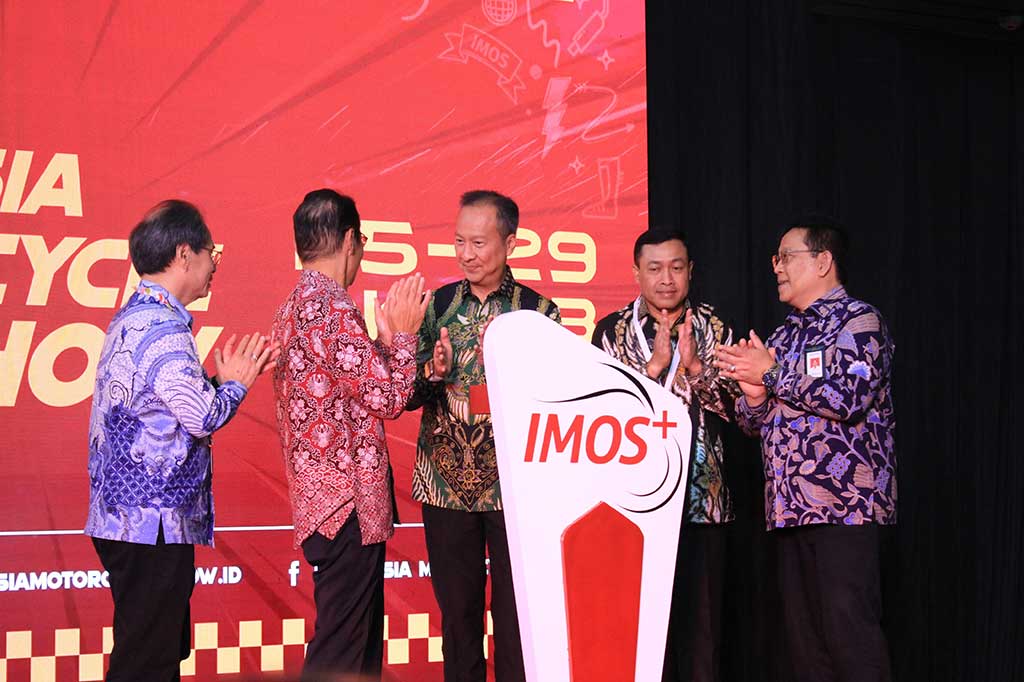 Dalam sambutannya, Menperin berharap penjualan kendaraan roda dua tumbuh seiring dengan adanya gelaran pameran roda dua terbesar di Indonesia tersebut.