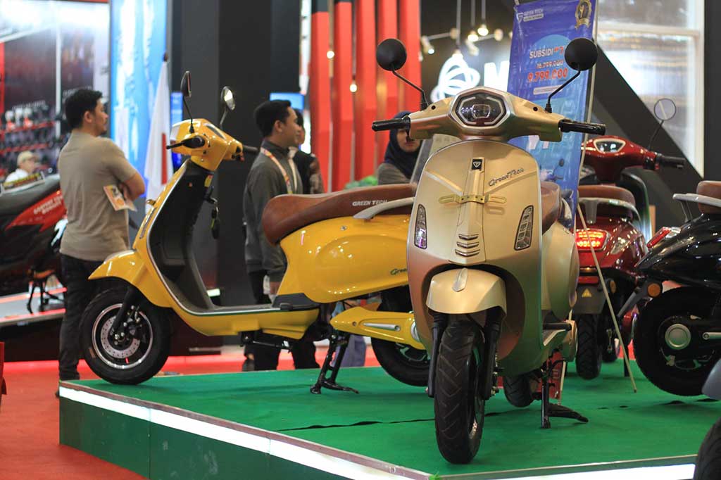 Dimana, pemerintah tengah menggencarkan ekosistem hijau di industri otomotif, baik roda dua maupun roda empat. Dengan adanya gelaran ini, pihaknya berharap dapat membantu mempercepat program pemerintah.