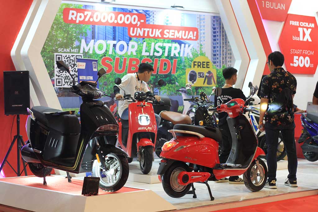 Tidak hanya menyajikan kendaraan yang terbilang sebagai alat transportasi, ajang ini juga turut menghadirkan inovasi dan juga teknologi terkini yang sudah banyak tersemat di berbagai kendaraan roda dua. Hal itu tentu menjadi daya tarik tersendiri untuk gelaran yang saat ini menjadi agenda tahunan dari Asosiasi Sepeda Motor Indonesia (AISI). Gelaran ini juga diramaikan oleh para roda dua elektrik.