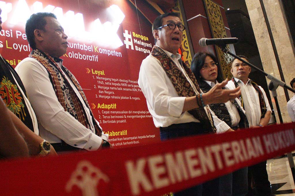 Kantor Wilayah (Kanwil) Kementerian Hukum dan Hak Asasi Manusia (Kemenkumham) Papua menerima dua penghargaan dalam kategori pelaksanaan kinerja kekayaan intelektual di wilayah dan kategori kinerja dan pelaksanaan kegiatan anggaran di bidang layanan kekayaan intelektual.