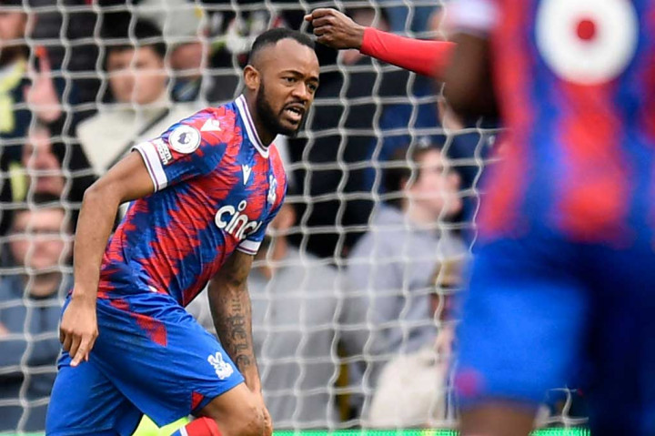 Memasuki waktu tambahan babak kedua, Palace dapat memperkecil ketertinggalannya menjadi 1-2 lewat tendangan Ayew setelah menerima umpan Joachim Andersen. Skor tersebut bertahan hingga pertandingan berakhir.