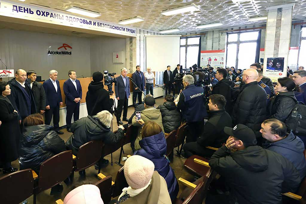 “Ini adalah sebuah tragedi,” kata Presiden Kassym-Jomart Tokayev  saat bertemu dengan keluarga para korban di wilayah Karaganda.
“Perusahaan ini menjadi yang terburuk dalam sejarah kami dari sudut pandang kerja sama antara perusahaan dan pemerintah.