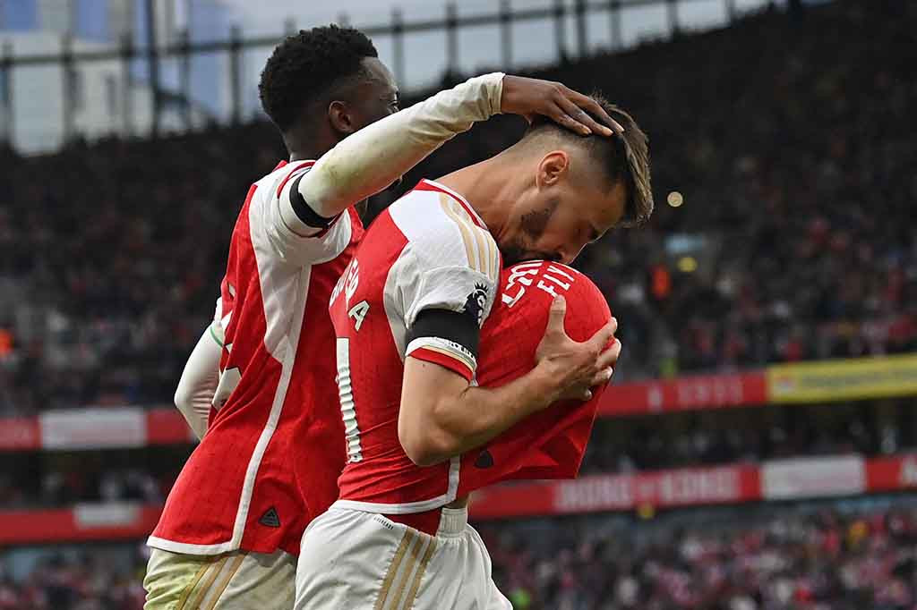 Memasuki babak kedua, Arsenal dapat menggandakan keunggulan pada menit 50 lewat gol kedua Nketiah yang memanfaatkan kesalahan lini belakang Sheffield sehingga skor berubah menjadi 2-0.