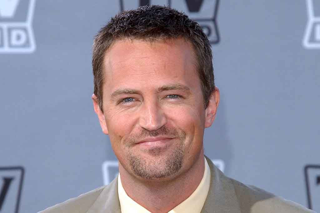 Perry terkenal karena perannya sebagai Chandler Bing yang bijaksana di 'Friends' NBC yang sangat populer, yang berlangsung selama 10 musim dari tahun 1994 hingga 2004. 