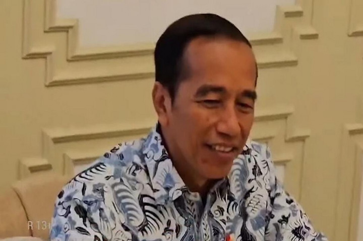 Ali mengatakan undangan Jokowi itu harus dilihat dari sisi positif. Meskipun terdapat beberapa hal kontroversial yang berkembang belakangan ini.