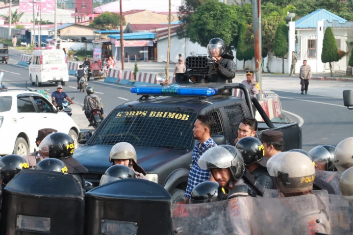 AKBP Ronald mengungkapkan alasan menetapkan lokasi pelaksanaan kegiatan latihan di sekitar komplek kantor Bupati Simalungun karena dianggap lokasi tersebut berpotensi akan menjadi sasaran demonstran.