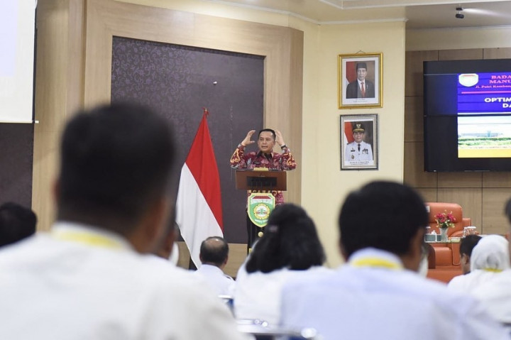 Aparatur Sipil Negara diharuskan netral atau tidak memihak menjelang masa Pemilihan Umum dan Pemilihan Kepala Daerah 2024 mendatang. Hal itu kembali ditegaskan Penjabat Gubernur Sumatra Selatan, Agus Fatoni, Kamis, 2 November 2023.