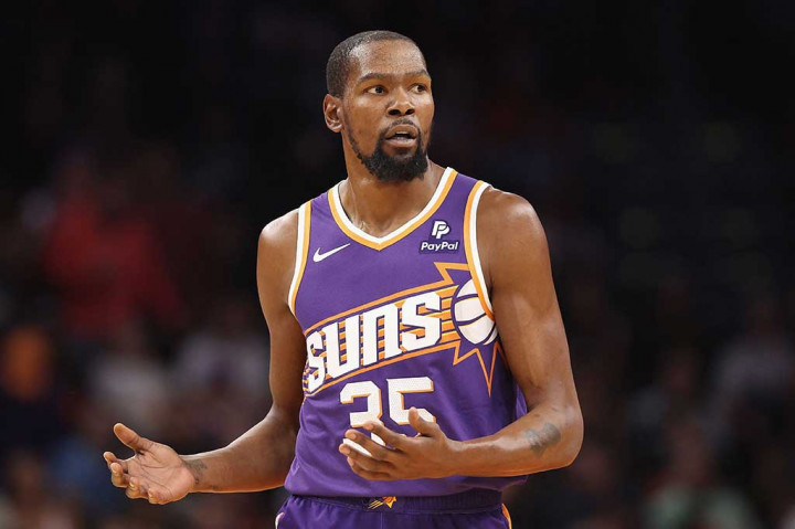 Jika Durant selalu dalam kondisi fisik yang baik-baik saja sepanjang musim, maka dia diprediksi bisa menembus 10 besar pencetak poin terbanyak sebelum jeda pertandingan All-Star di tengah musim. Durant hanya perlu menambah 312 poin lagi untuk mengejar Elvin Hayes dengan 27.313 poin, dan 96 poin lagi untuk melampaui Moses Malone dengan 27.409 poinnya.