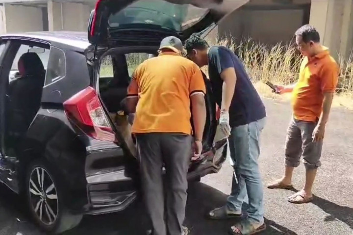 Aparat Reskrim Polresta Sidoarjo saat ini masih melakukan penyelidikan, terkait penyebab kematian warga Kediri Jawa Timur itu. Terkait kasus ini, polisi sudah melakukan autopsi, dan tinggal menunggu hasilnya.