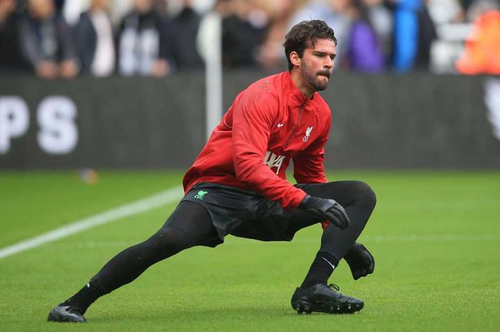 Piala Dunia U-17 2009 adalah panggung yang pernah diikuti kiper andalan Liverpool, Alisson Becker. Saat itu, sayangnya pentas Alisson di kejuaraan dunia tersebut tidak berbuah manis karena gagal mencatatkan clean sheet.