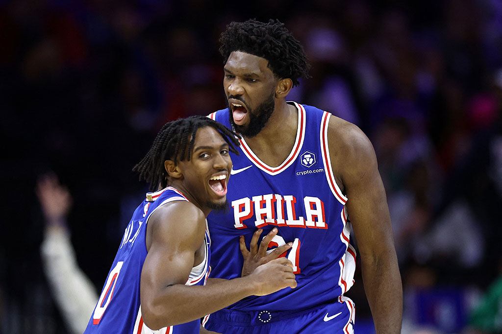 Dalam laga yang digelar di Wells Fargo Center Philadelphia, Kamis, 9 November 2023 WIB, Joel Embiid dan Tyrese Maxey mempertontonkan wajah baru 76ers yang menjadi pemimpin klasemen NBA Wilayah Timur.