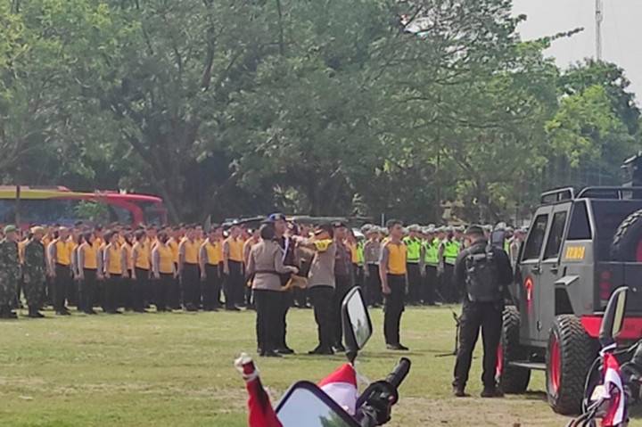 Sebanyak 3.616 personil Polri jajaran Polda Jateng bersinergi dengan 420 prajurit TNI Kodam IV/Diponegoro siap mengamankan pelaksanaan Piala Dunia U-17, dengan sandi Operasi Aman Bacuya 2023.