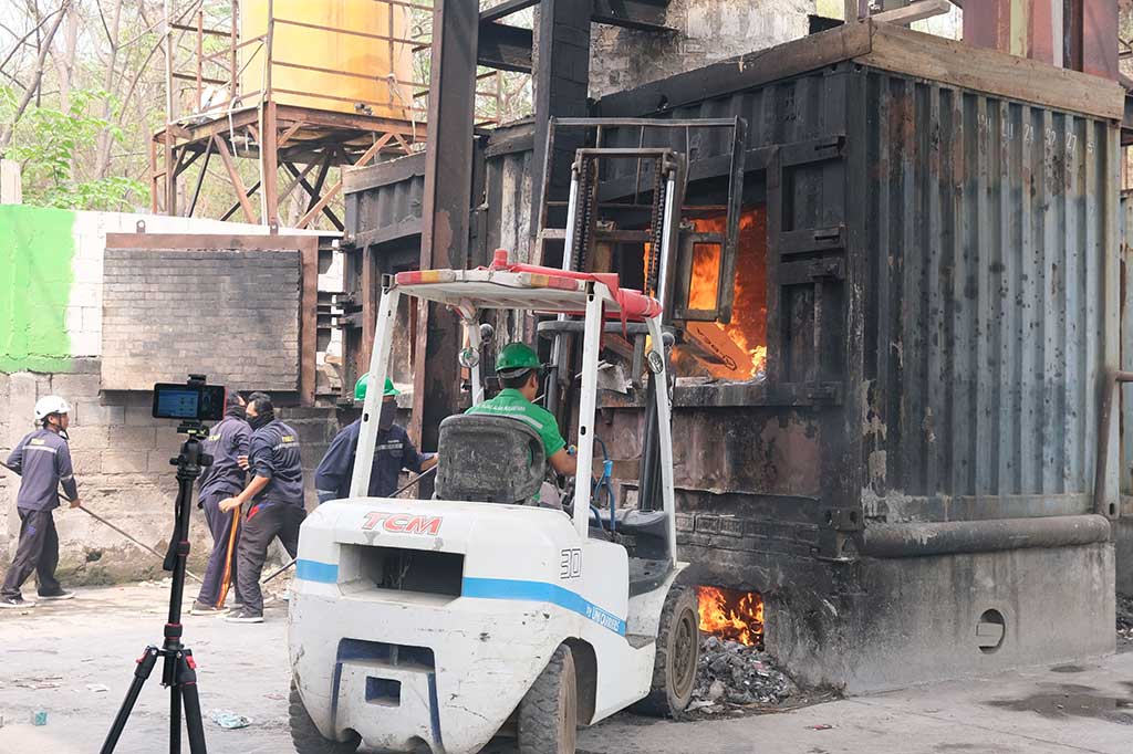 Kepala Bea Cukai Sidoarjo Rudy Hery Kurniawan mengatakan, Direktorat Jenderal Bea dan Cukai (DJBC) akan terus berupaya menjalankan fungsinya sebagai community protector. Yaitu dengan menjaga masyarakat dari peredaran barang ilegal, termasuk di dalamnya rokok. Upaya tersebut dilakukan sekaligus dalam rangka mewujudkan peran DJBC menciptakan iklim usaha yang sehat bagi industri rokok khususnya.