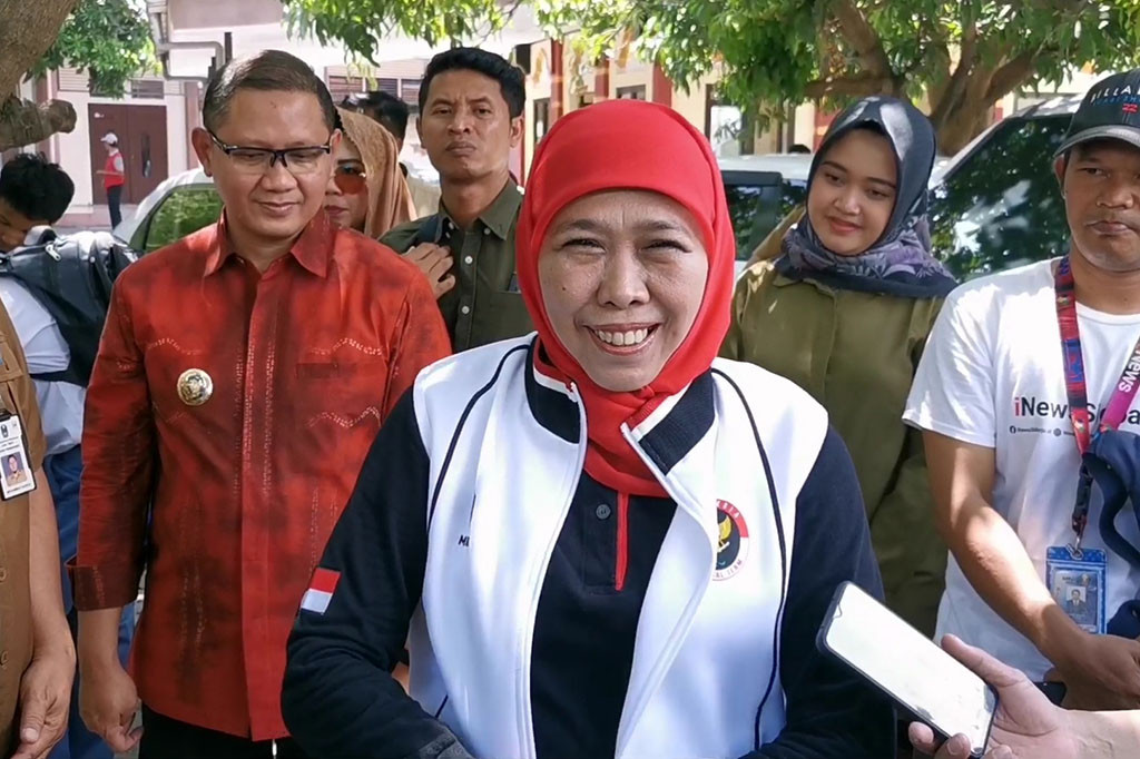 Dari dua laga yang sudah dilakoni di Fase Grup A Piala Dunia U-17, Khofifah sangat memuji penampilan Garuda Muda. Terutama dengan Arkhan Kaka asli Blitar Jawa Timur yang mampu menjebol gawang Ekuador dan Panama. Demikian pula dengan penjaga gawang Ikram Al Giffari, dinilai Khofifah sangat heroik. Ikram beberapa kali mampu menggagalkan bombardir Ekuador dan Panama. 