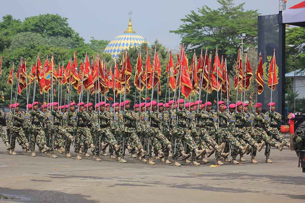 Dalam kesempatan yang sama, Ali juga berpesan kepada seluruh prajurit marinir untuk menjalankan tugas dengan baik dan menjaga kehormatan Korps Marinir.