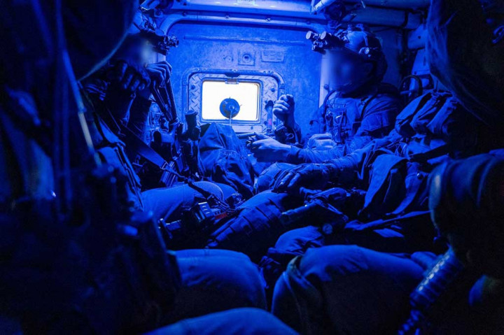 Militer Israel pada Rabu pagi mengumumkan akan melakukan operasi militer di bagian tertentu RS Al-Shifa. Pengumuman itu dikeluarkan setelah Kementerian Kesehatan Gaza mengatakan bahwa militer Israel secara resmi menginformasikan bahwa RS itu akan diserbu pada Selasa, 14 November malam.