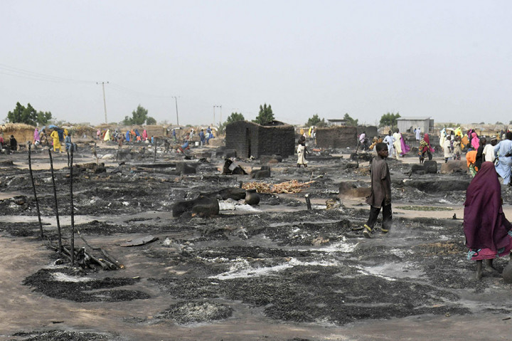 Pejabat Badan Manajemen Darurat Nasional Mannir Gidado mengatakan penyebab kebakaran masih dalam penyelidikan, meskipun kebakaran cukup sering terjadi di kamp-kamp tersebut.